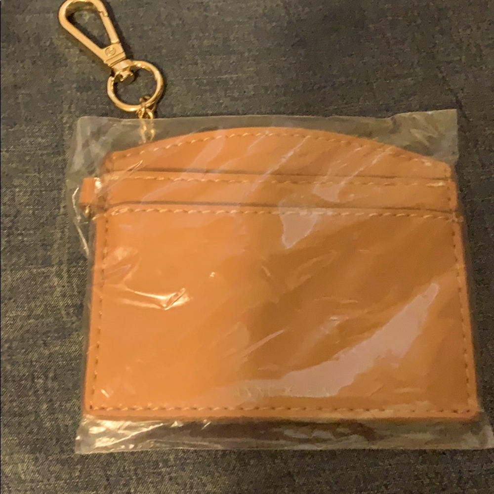 NWOT Anne Klein card holder keychain Tan